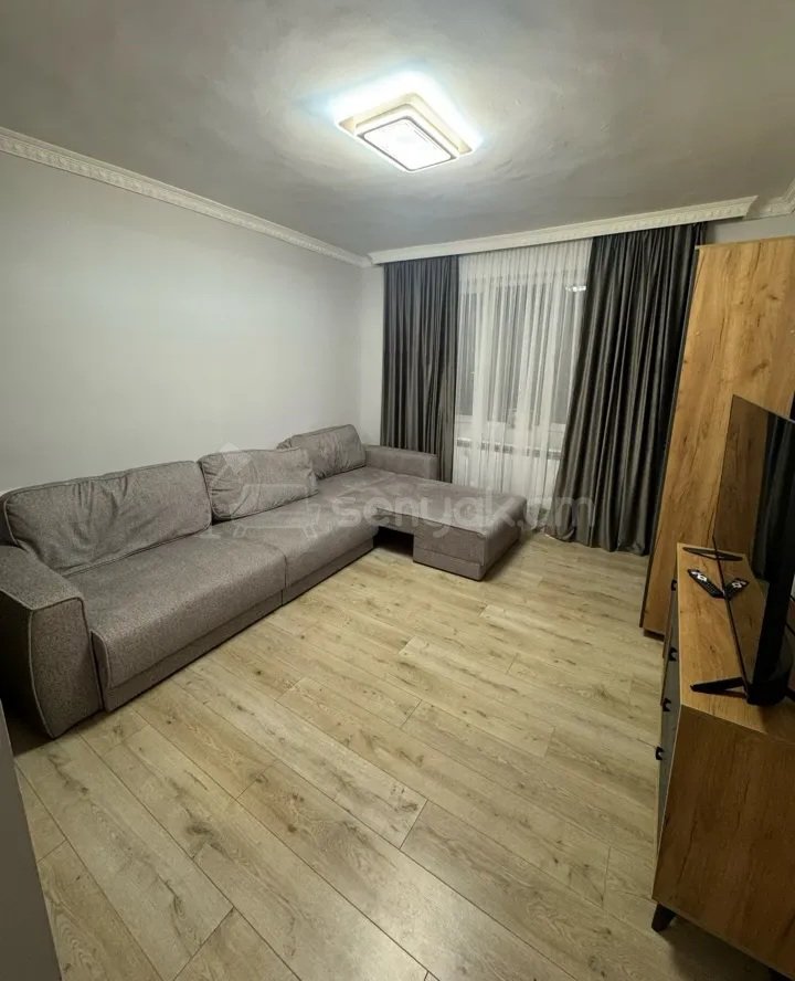 1 Սենյականոց Բնակարան, 38քմ, 12/12 հարկ, Կոսմետիկ Վերանորոգված, Կահավորված