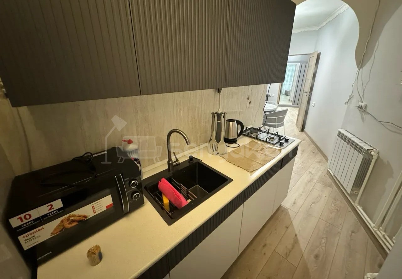 1 Սենյականոց Բնակարան, 38քմ, 12/12 հարկ, Կոսմետիկ Վերանորոգված, Կահավորված