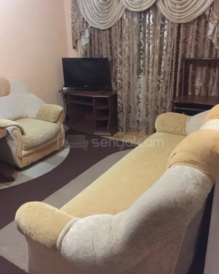 2 Սենյականոց Բնակարան, 51քմ, 5/5 հարկ, Կոսմետիկ Վերանորոգված, Կահավորված