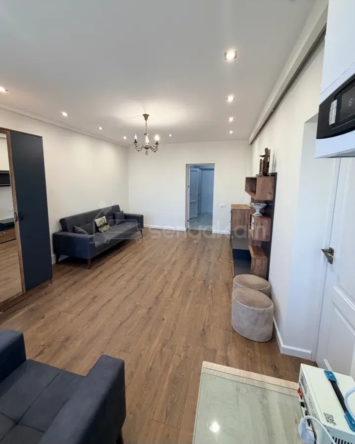 2 Սենյականոց Բնակարան, 50քմ, 5/6 հարկ, Կապիտալ Վերանորոգված, Կահավորված