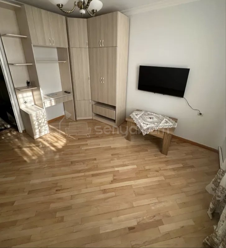 2 Սենյականոց Բնակարան, 58քմ, 2/5 հարկ, Կապիտալ Վերանորոգված, Կահավորված