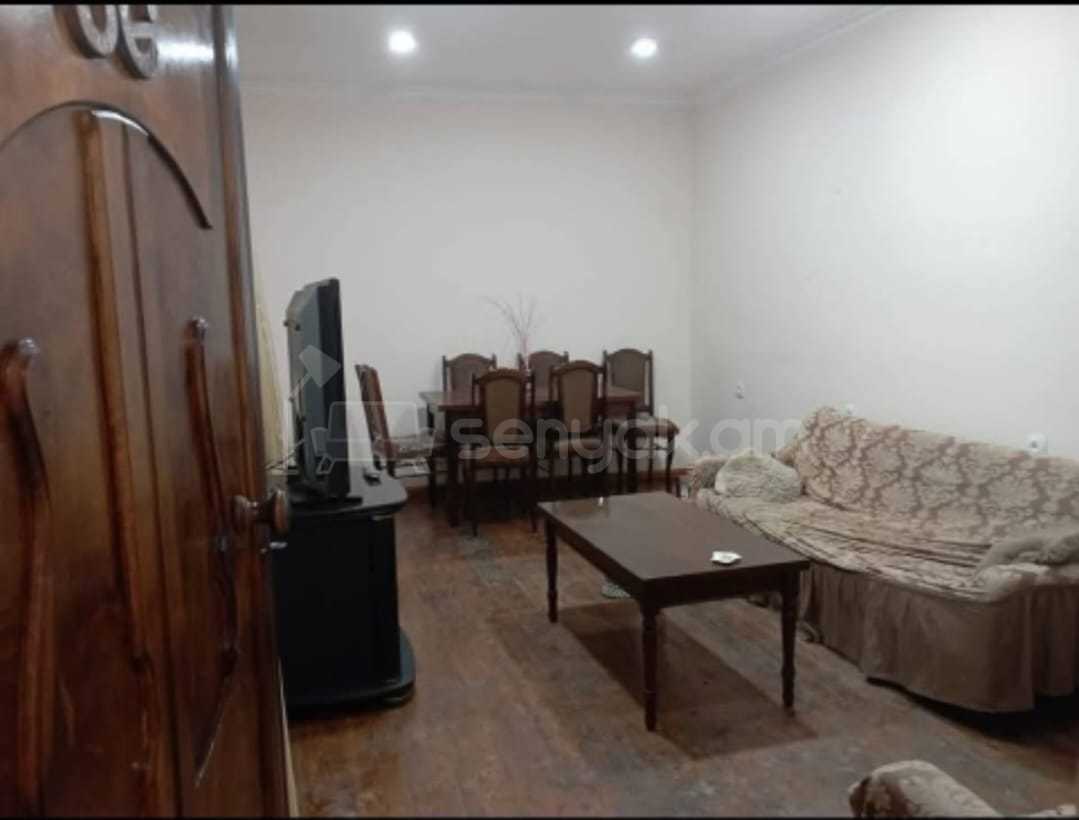 2 Սենյականոց Բնակարան Քարե Շենքում, 50քմ, 1/1 հարկ, Նորմալ Վիճակում, Կահավորված