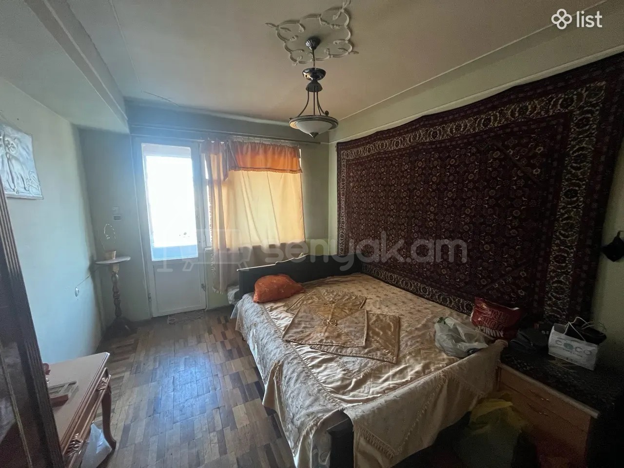 3 Սենյականոց Բնակարան Քարե Շենքում, 77քմ, 4/9 հարկ, Նորմալ Վիճակում, Կահավորված