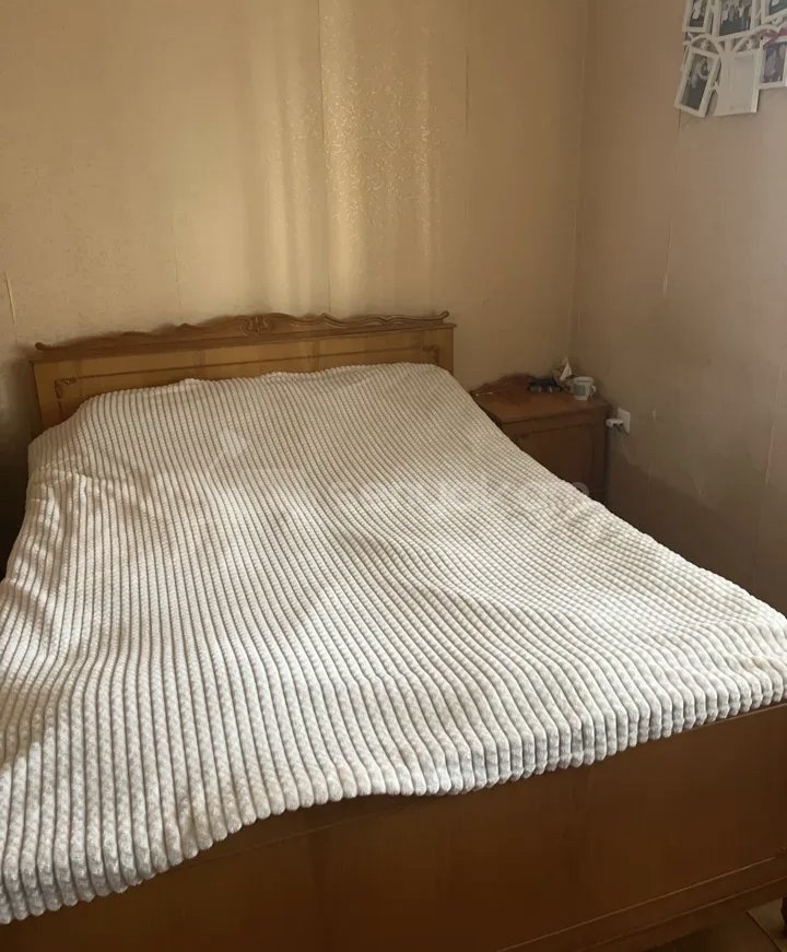 3 Սենյականոց Բնակարան Քարե Շենքում, 60քմ, 2/4 հարկ, Կոսմետիկ Վերանորոգված, Կահավորված