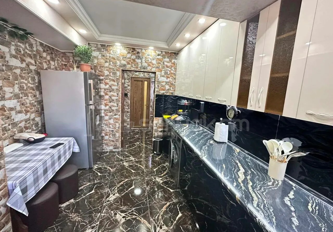 3 Սենյականոց Բնակարան, 60քմ, 3/9 հարկ, Կապիտալ Վերանորոգված