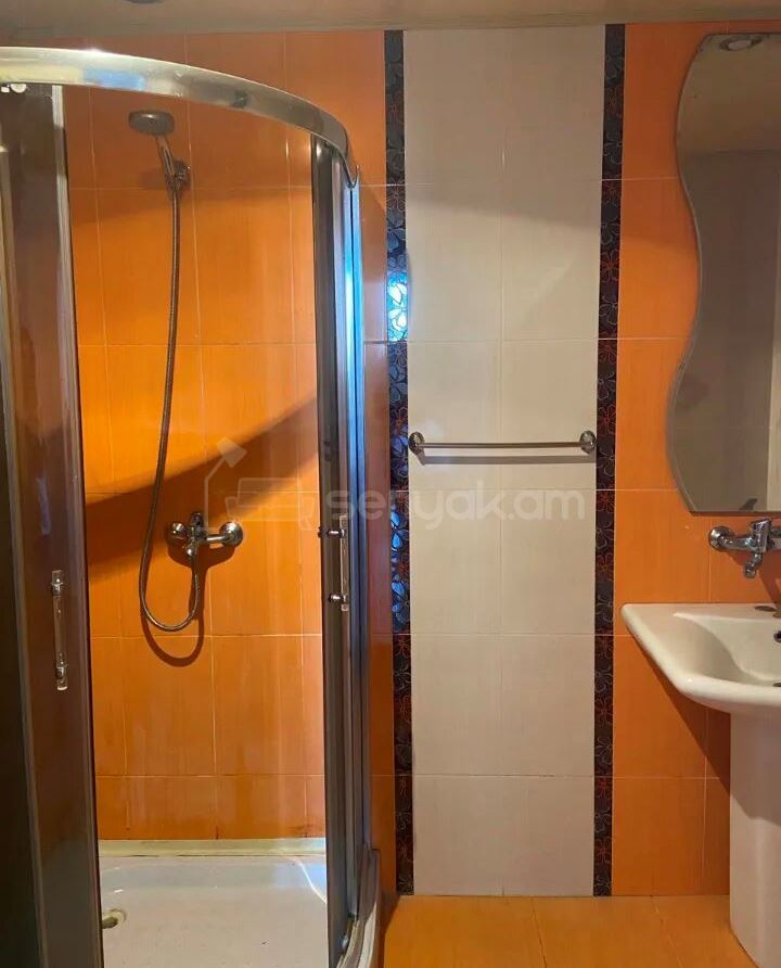 2 Սենյականոց Բնակարան, 65քմ, 8/14 հարկ, Նորմալ Վիճակում