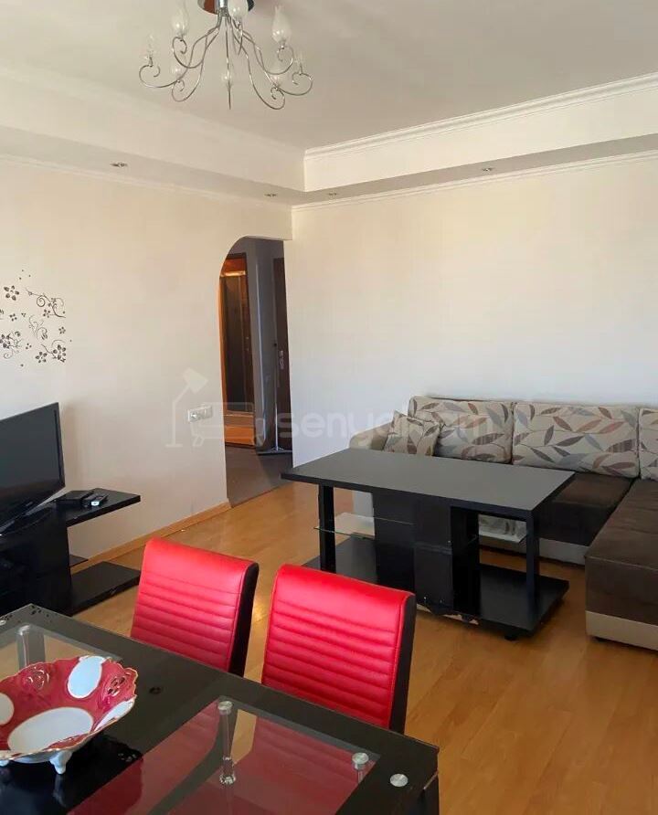 2 Սենյականոց Բնակարան, 65քմ, 8/14 հարկ, Նորմալ Վիճակում