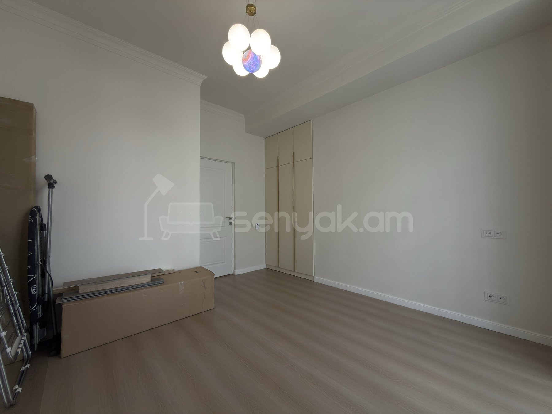 3 Սենյականոց Բնակարան Նորակառույցում, 69քմ, 13/16 հարկ, Դիզայներական Վերանորոգված