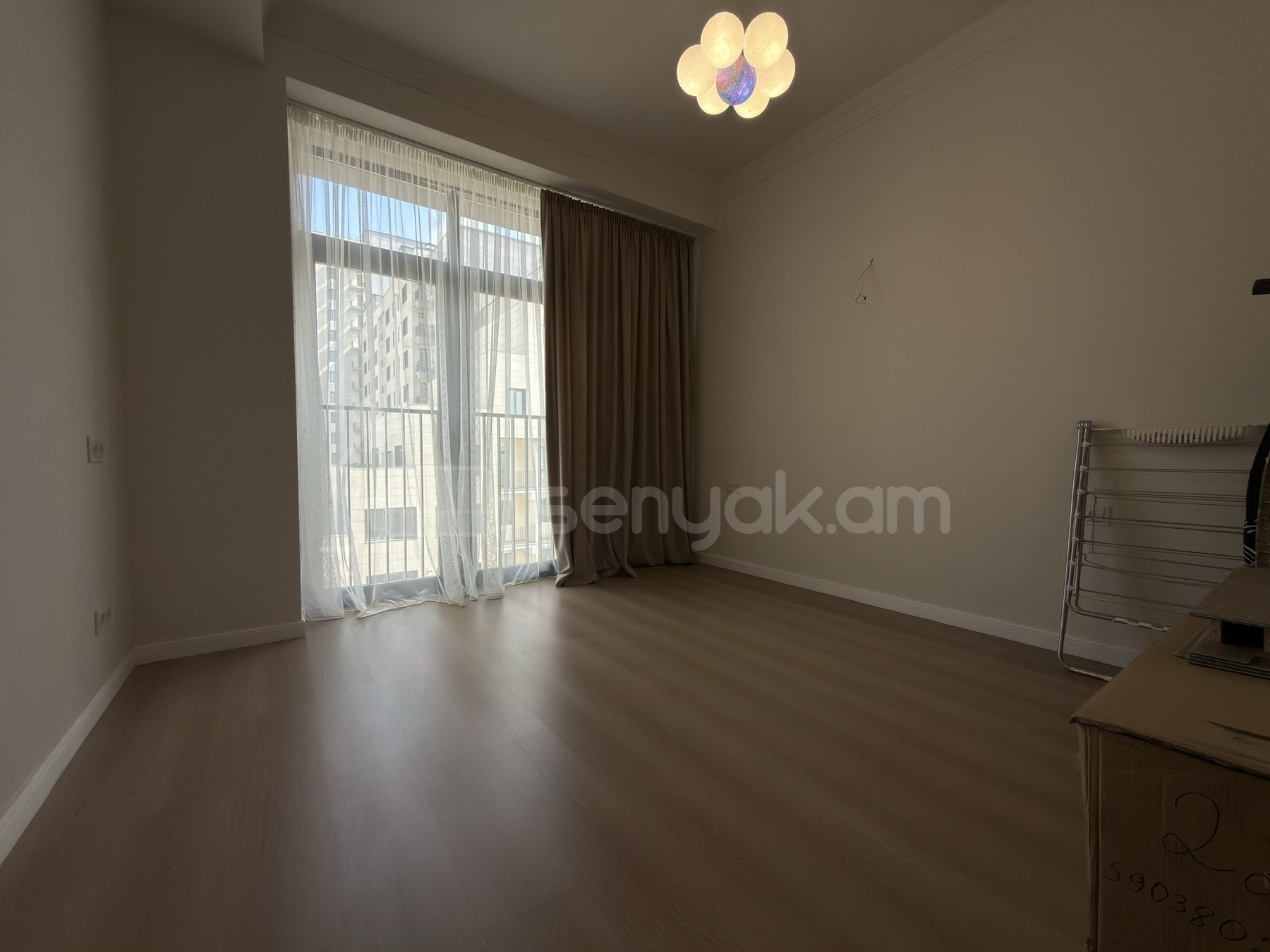 3 Սենյականոց Բնակարան Նորակառույցում, 69քմ, 13/16 հարկ, Դիզայներական Վերանորոգված