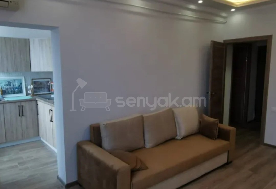 2 Սենյականոց Բնակարան, 45քմ, 7/9 հարկ, Դիզայներական Վերանորոգված, Կահավորված, Արևկող