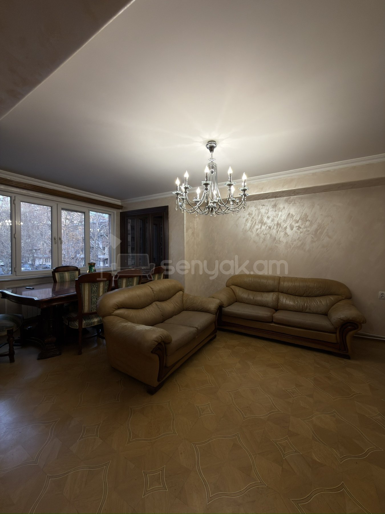 4 Սենյականոց Բնակարան, 118քմ, 4/9 հարկ, Կապիտալ Վերանորոգված, Կահավորված, Արևկող