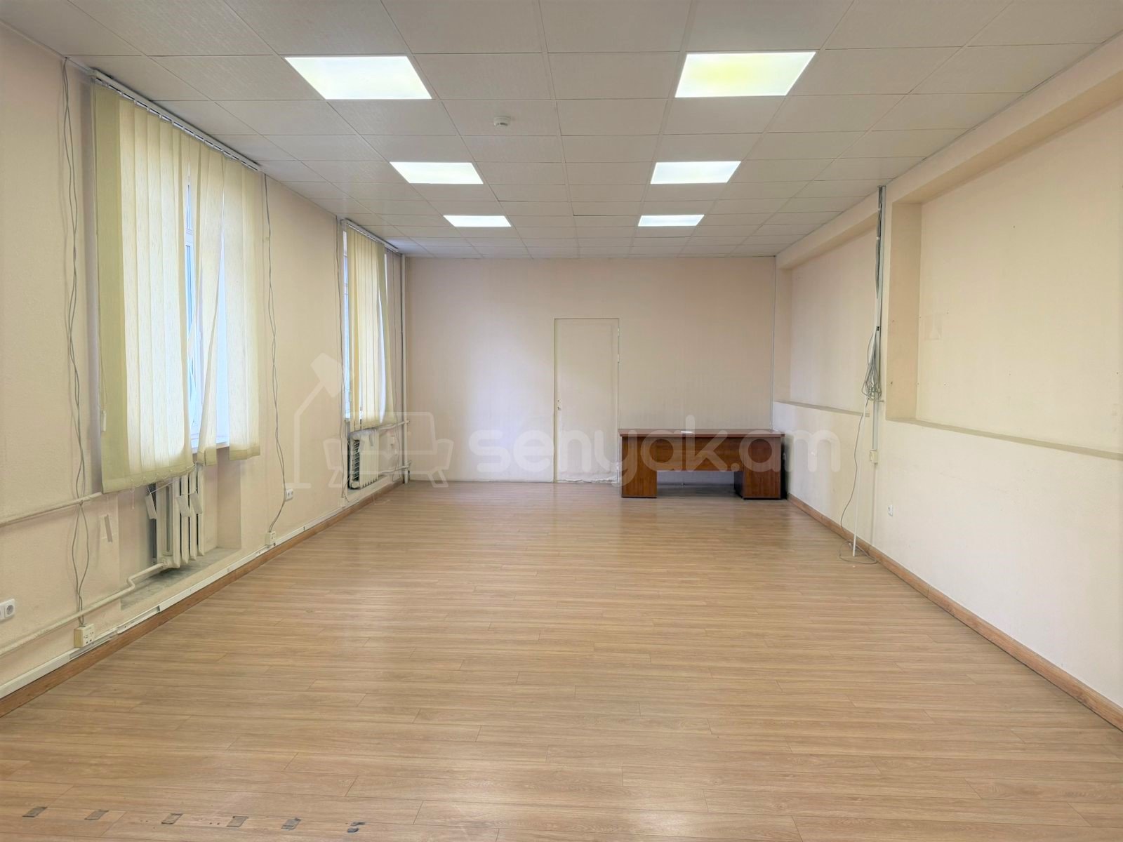 Օֆիսային Տարածք, 54քմ, Կապիտալ Վերանորոգված