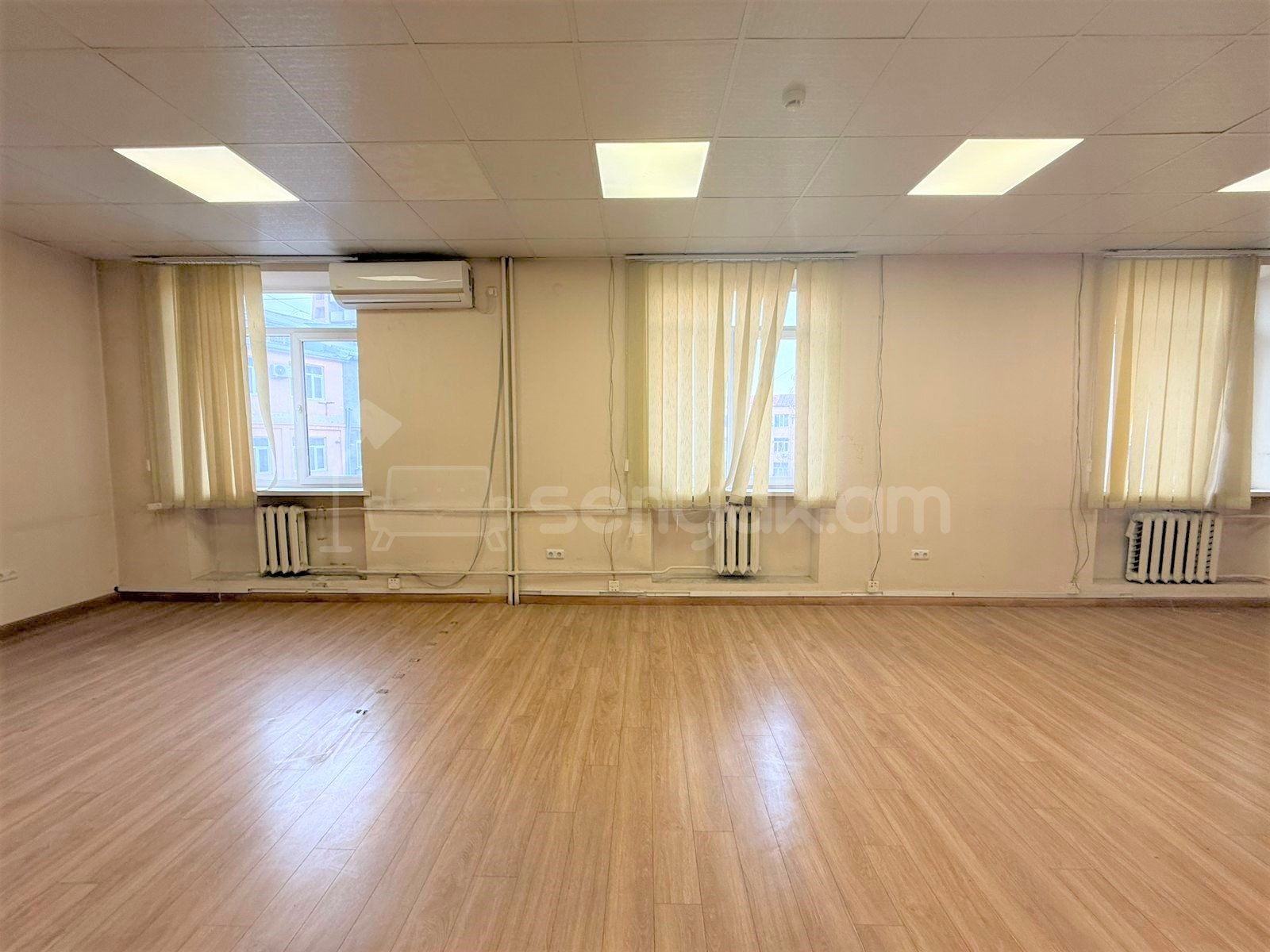 Օֆիսային Տարածք, 54քմ, Կապիտալ Վերանորոգված