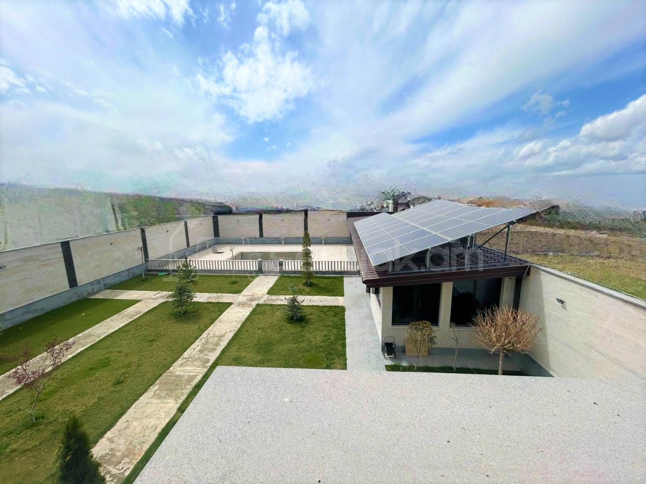 5 Սենյականոց Շքեղ Առանձնատուն, 250քմ, Լողավազանով, Ավտոտնակով