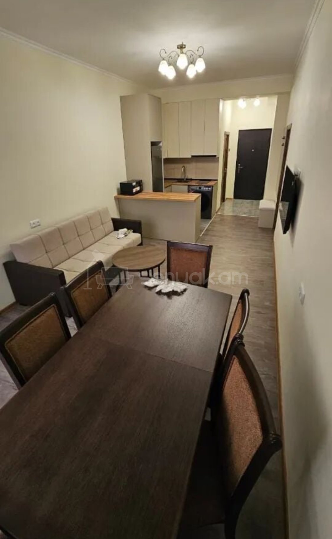 2 Սենյականոց Բնակարան Նորակառույցում, 47քմ, 5/7 հարկ, Կապիտալ Վերանորոգված, Կահավորված