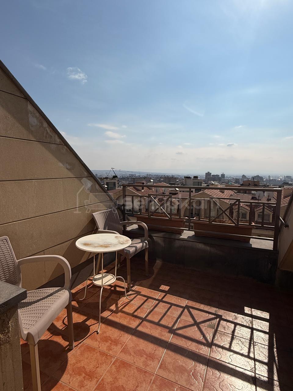 3 Սենյականոց Բնակարան Նորակառույցում, 120քմ, 5/6 հարկ, Կապիտալ Վերանորոգված