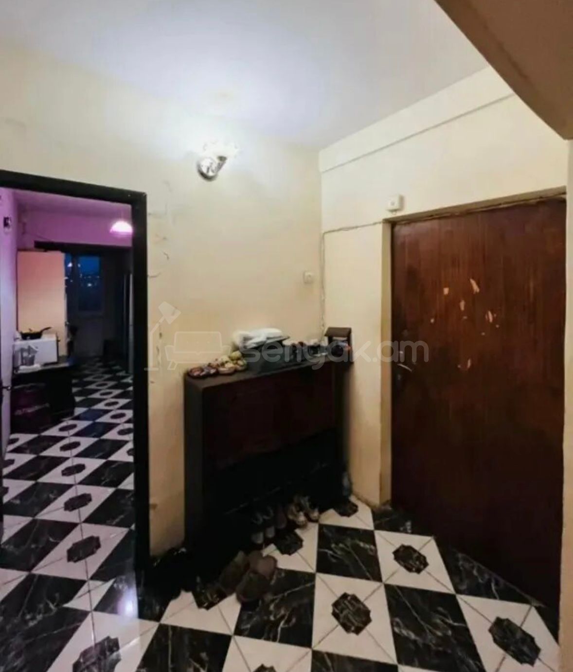 3 Սենյականոց Բնակարան, 87քմ, 7/9 հարկ, Նորմալ Վիճակում