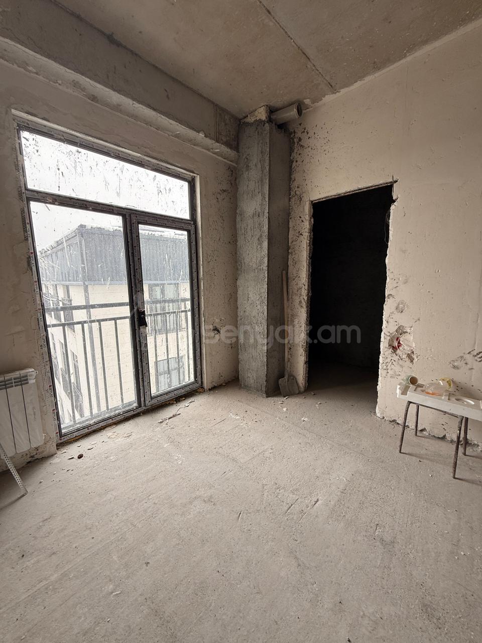 3 Սենյականոց Բնակարան Նորակառույցում, 100քմ, 2/4 հարկ, Զրոյական Վիճակում