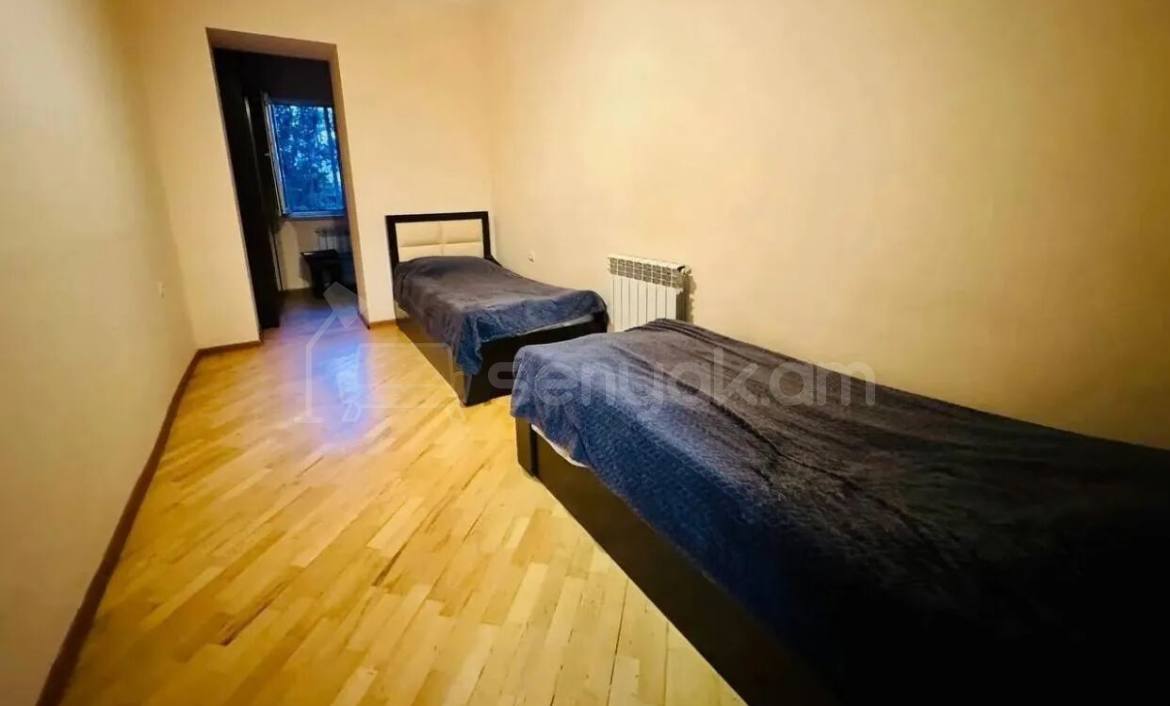 2 Սենյականոց Բնակարան Քարե Շենքում, 45քմ, 2/5 հարկ, Կապիտալ Վերանորոգված, Կահավորված