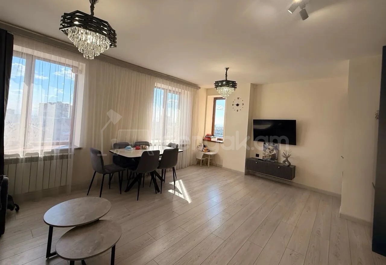 3 Սենյականոց Բնակարան Նորակառույցում, 81քմ, 4/12 հարկ, Կապիտալ Վերանորոգված