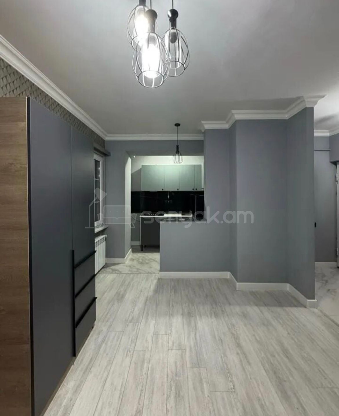 2 Սենյականոց Բնակարան, 37քմ, 3/9 հարկ, Կապիտալ Վերանորոգված