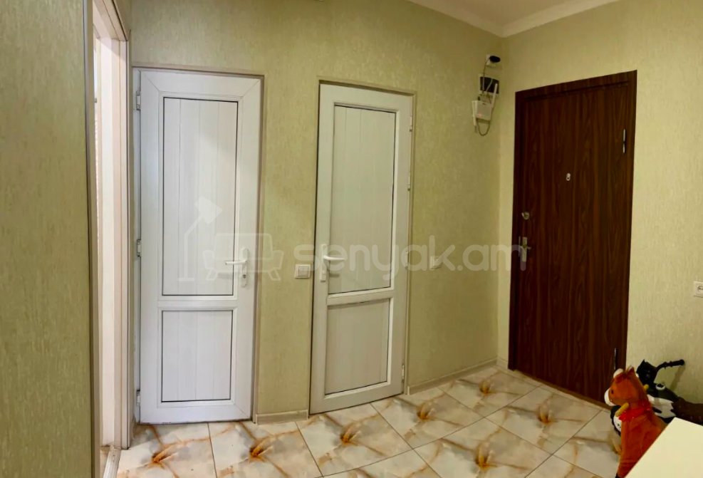 3 Սենյականոց Բնակարան, 58քմ, 4/4 հարկ, Կապիտալ Վերանորոգված