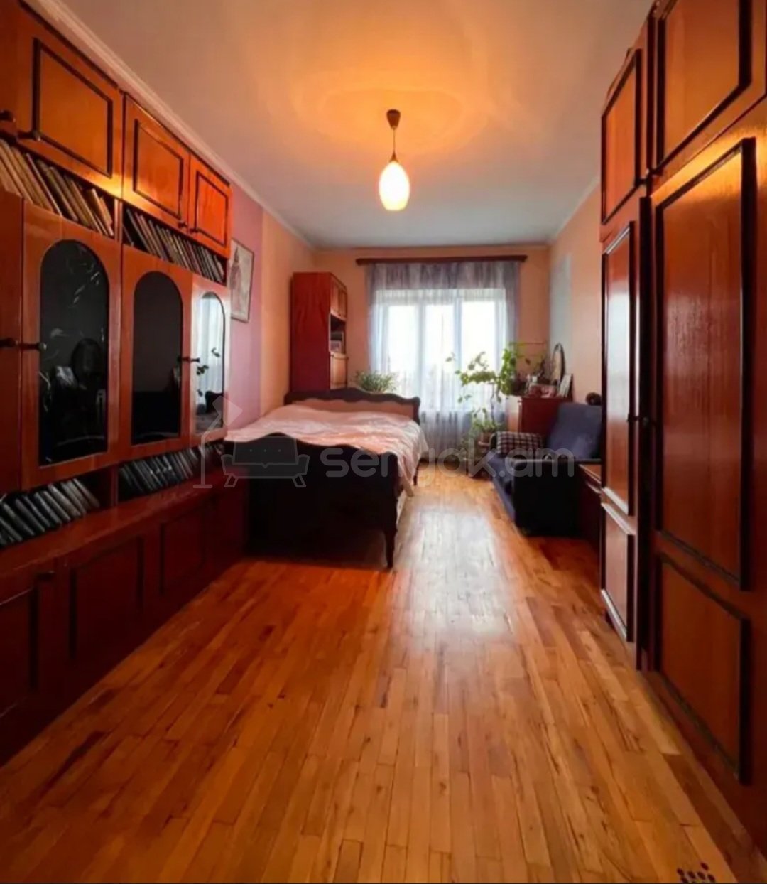 3 Սենյականոց Բնակարան Քարե Շենքում, 82քմ, 5/5 հարկ, Նորմալ Վիճակում