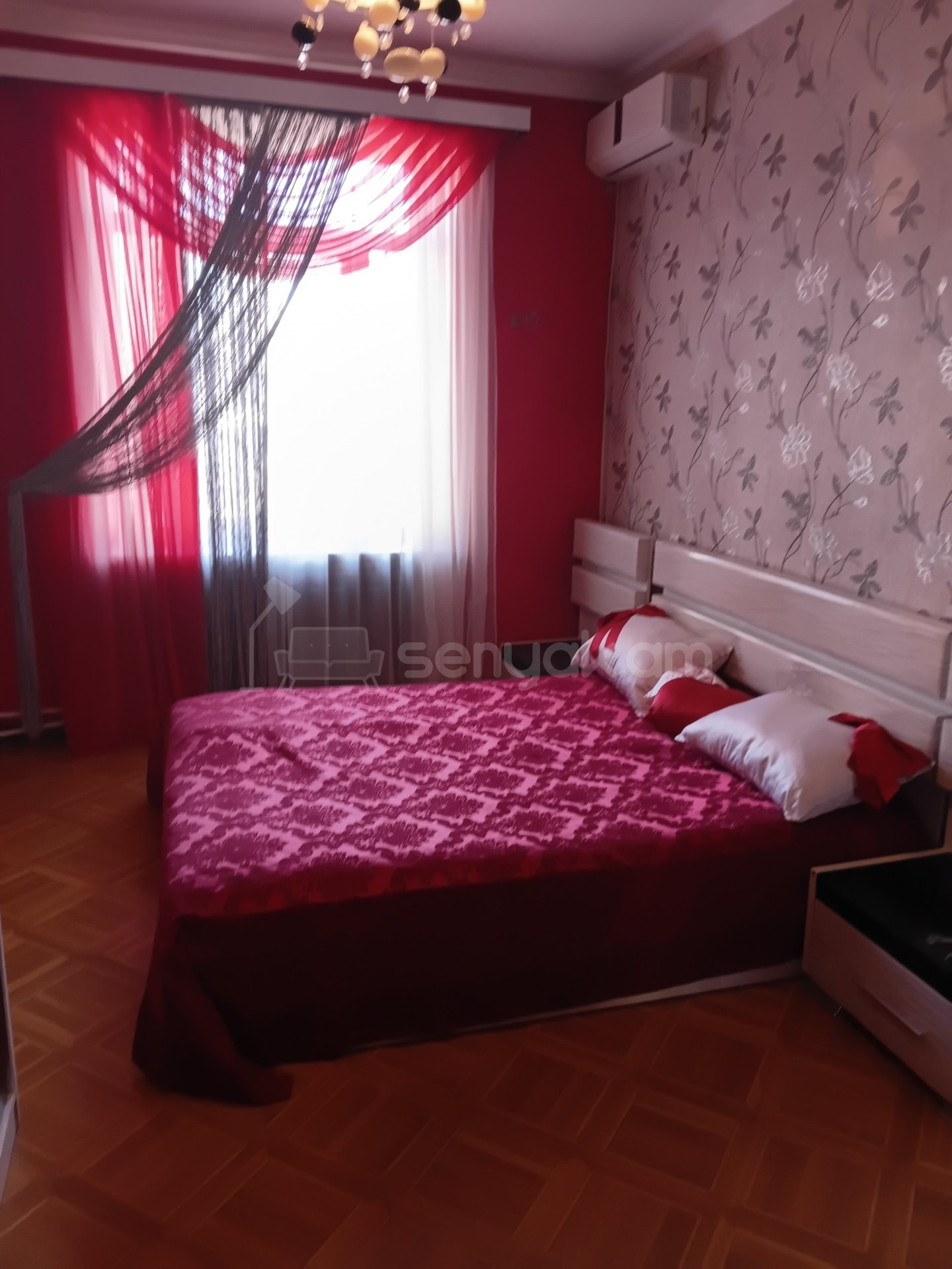 3 Սենյականոց Բնակարան Քարե Շենքում, 85քմ, 4/5 հարկ, Կապիտալ Վերանորոգված, Կահավորված