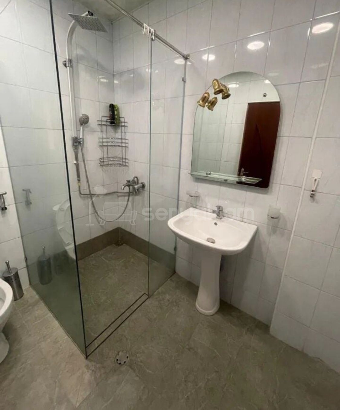 3 Սենյականոց Բնակարան Նորակառույցում, 100քմ, 8/14 հարկ, Կապիտալ Վերանորոգված, Կահավորված