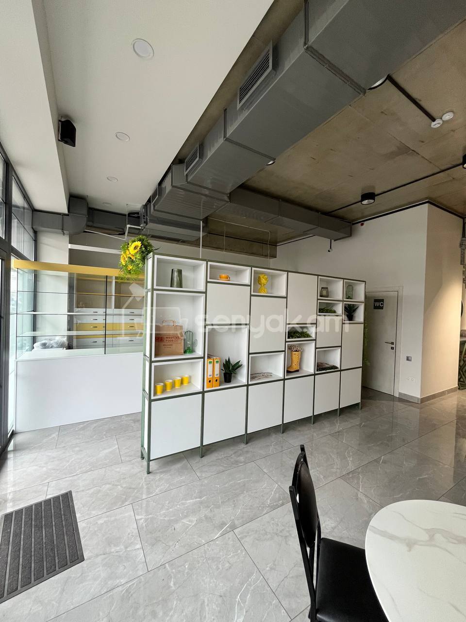 Կոմերցիոն Տարածք, 63քմ