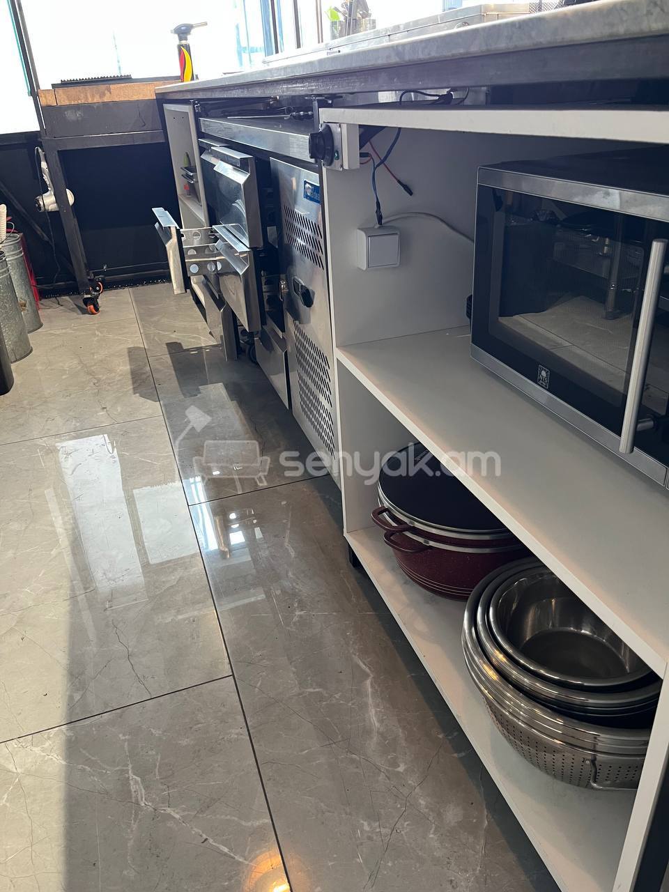 Կոմերցիոն Տարածք, 63քմ