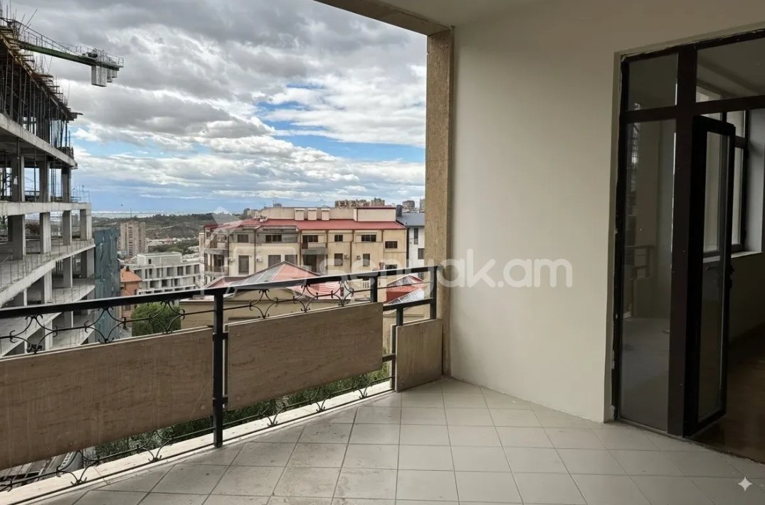 Նորակառույց Օֆիսային Տարածք, 152քմ