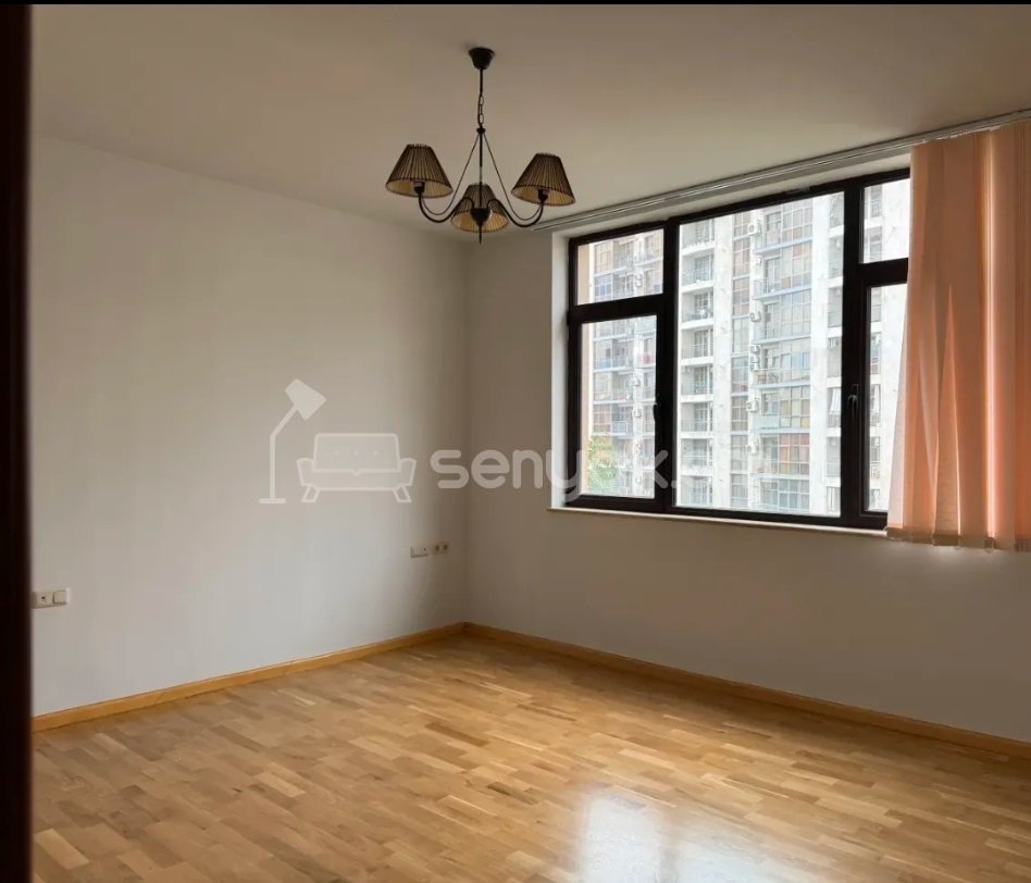 Նորակառույց Օֆիսային Տարածք, 152քմ