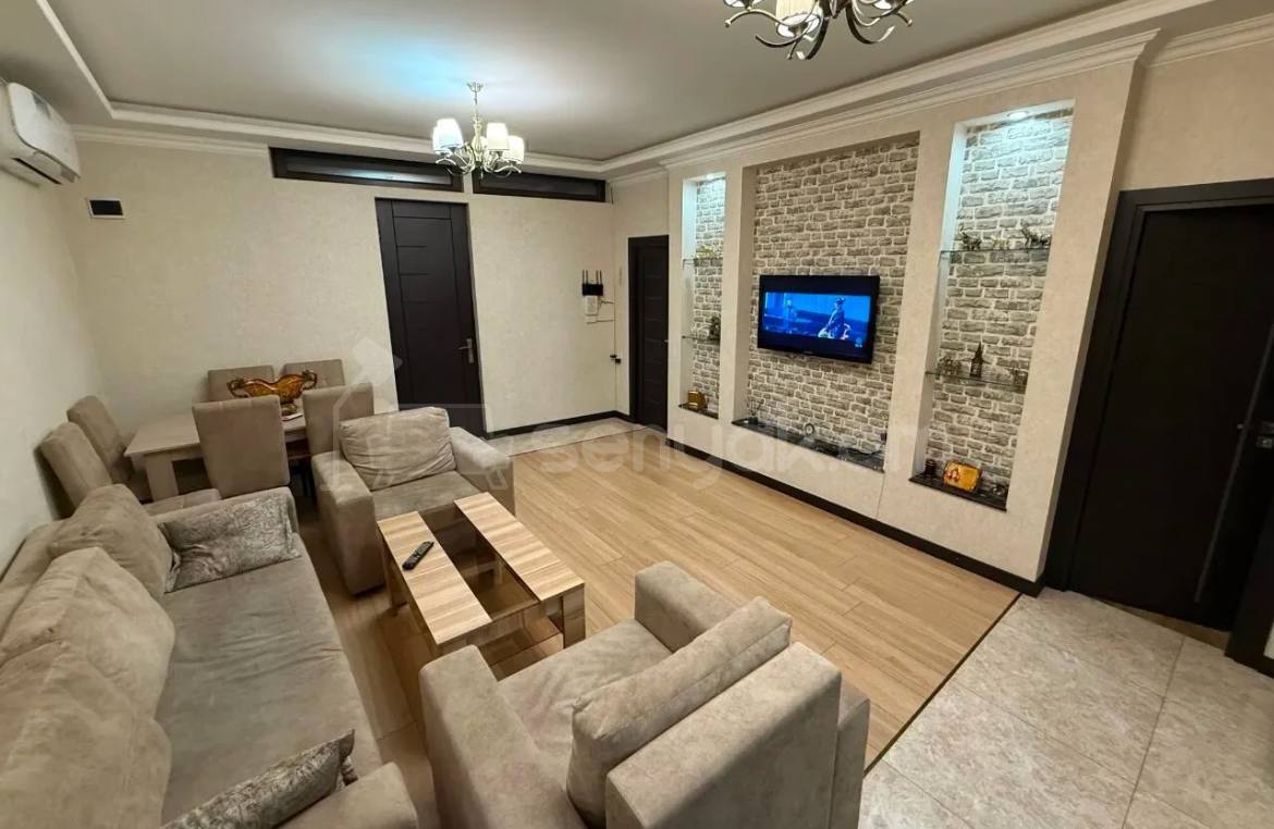 2 Սենյականոց Սեփական Տուն, 65քմ, Կապիտալ Վերանորոգված, Կահավորված