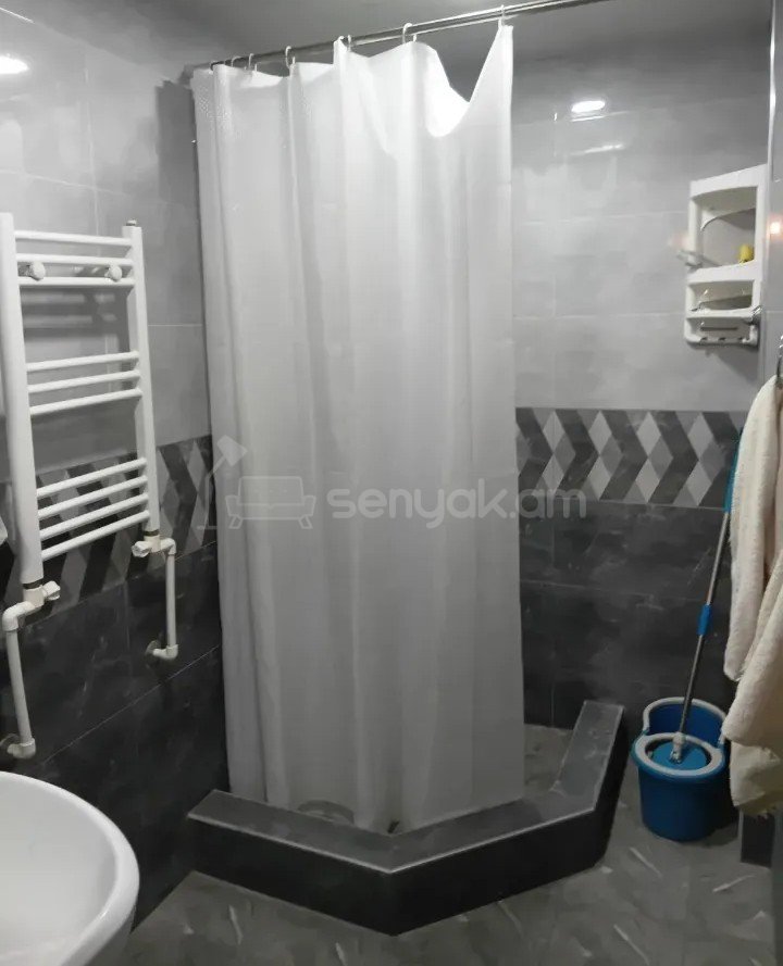 2 Սենյականոց Բնակարան, 70քմ, 2/9 հարկ, Կոսմետիկ Վերանորոգված, Կահավորված, Արևկող