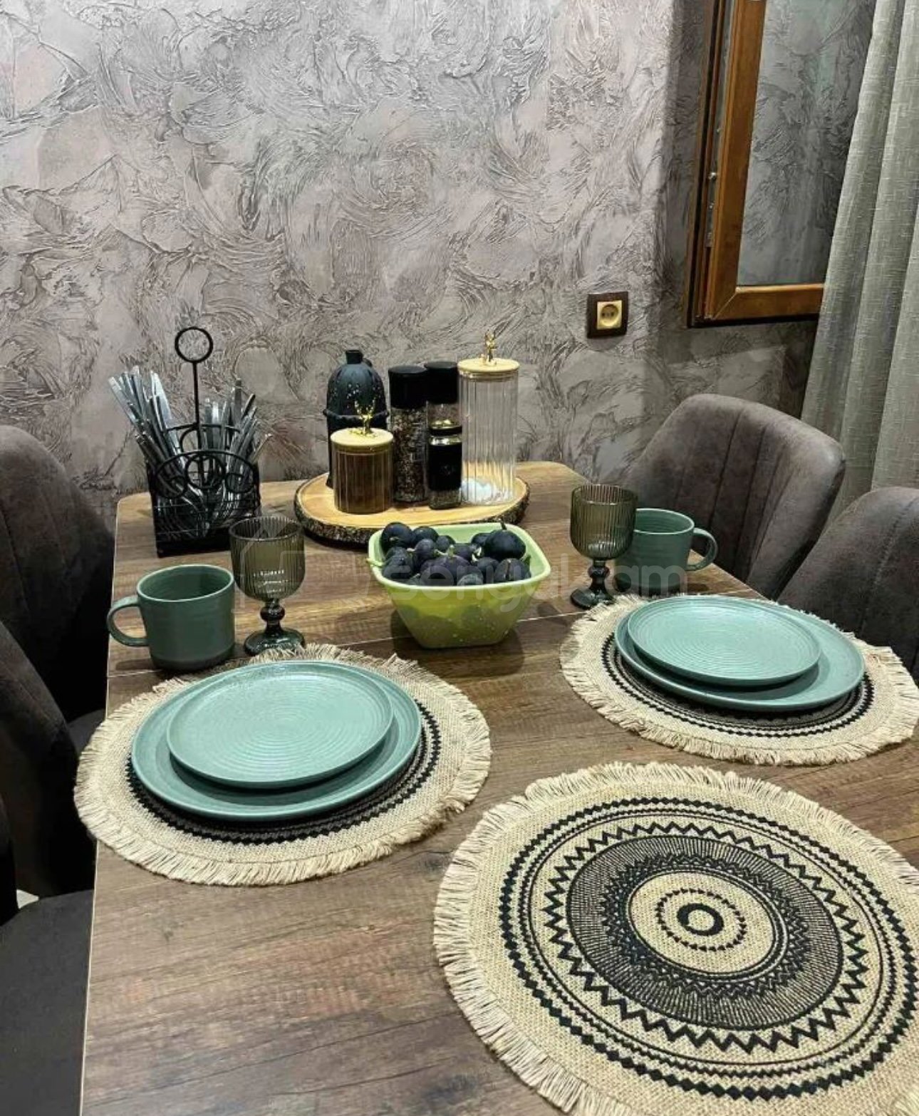 3 Սենյականոց Բնակարան Քարե Շենքում, 65քմ, 1/5 հարկ, Կապիտալ Վերանորոգված, Կահավորված