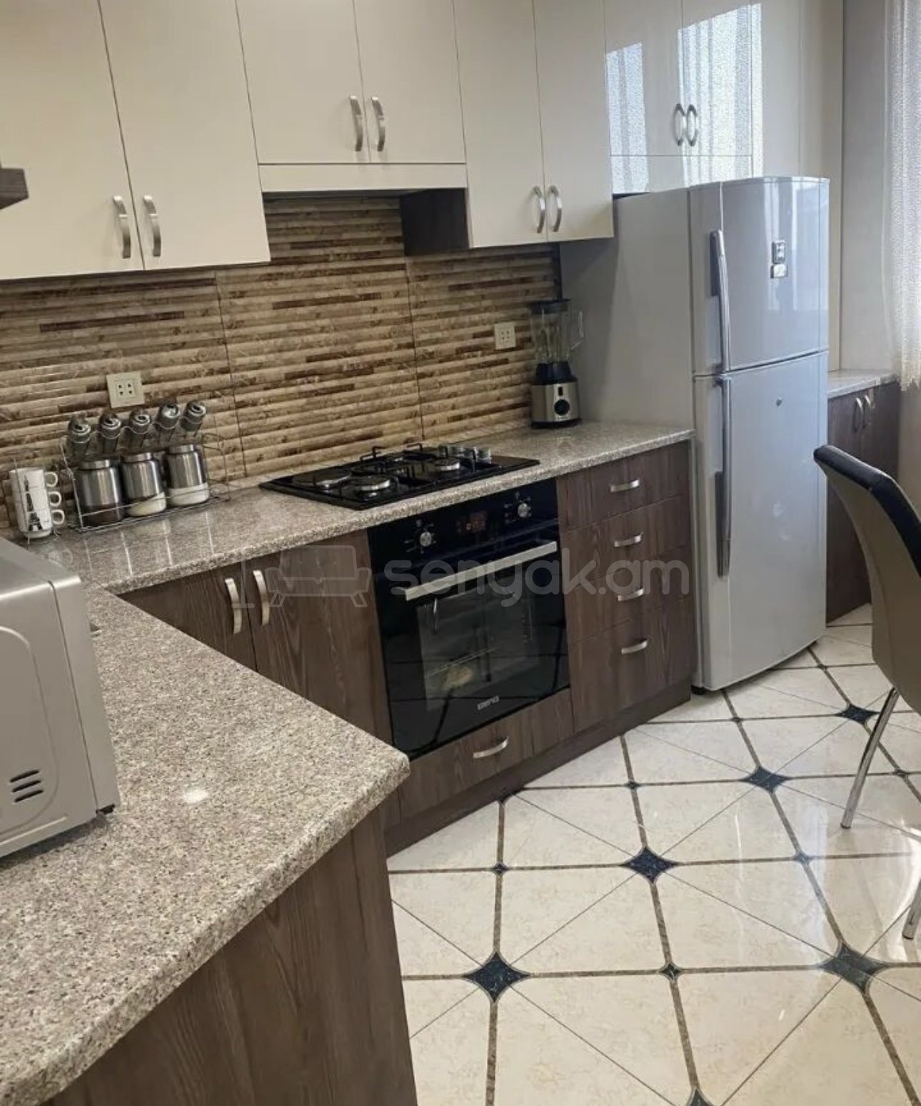 2 Սենյականոց Բնակարան, 58քմ, 12/13 հարկ, Դիզայներական Վերանորոգված, Կահավորված