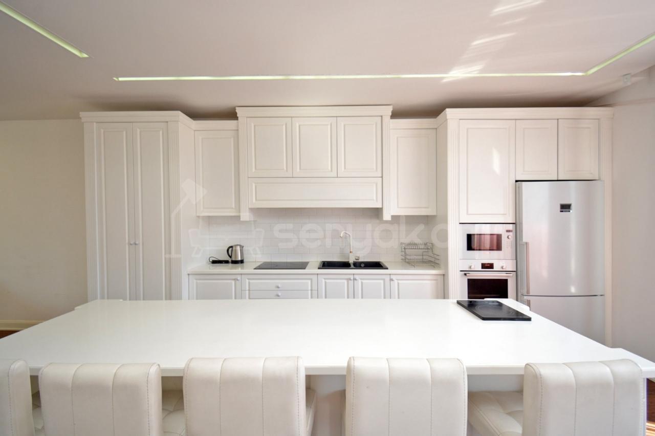 4 Սենյականոց Նորակառույց Շքեղ Առանձնատուն, 200քմ, Լողավազանով