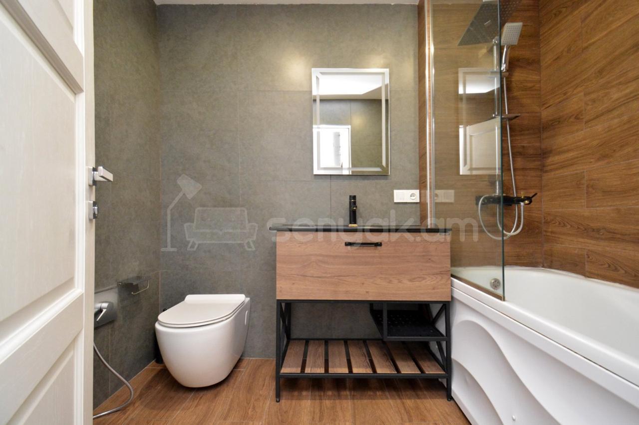 4 Սենյականոց Նորակառույց Շքեղ Առանձնատուն, 200քմ, Լողավազանով