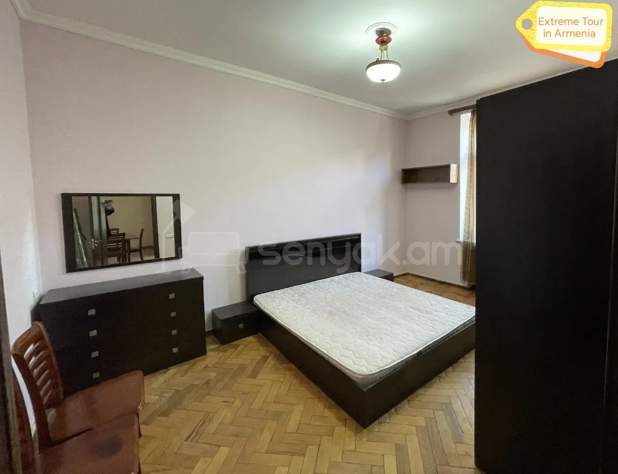 2 Սենյականոց Բնակարան Քարե Շենքում, 50քմ, 2/4 հարկ, Նորմալ Վիճակում, Կահավորված, Արևկող