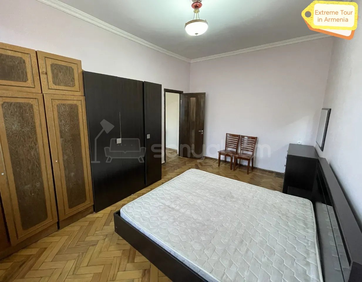 2 Սենյականոց Բնակարան Քարե Շենքում, 50քմ, 2/4 հարկ, Նորմալ Վիճակում, Կահավորված, Արևկող