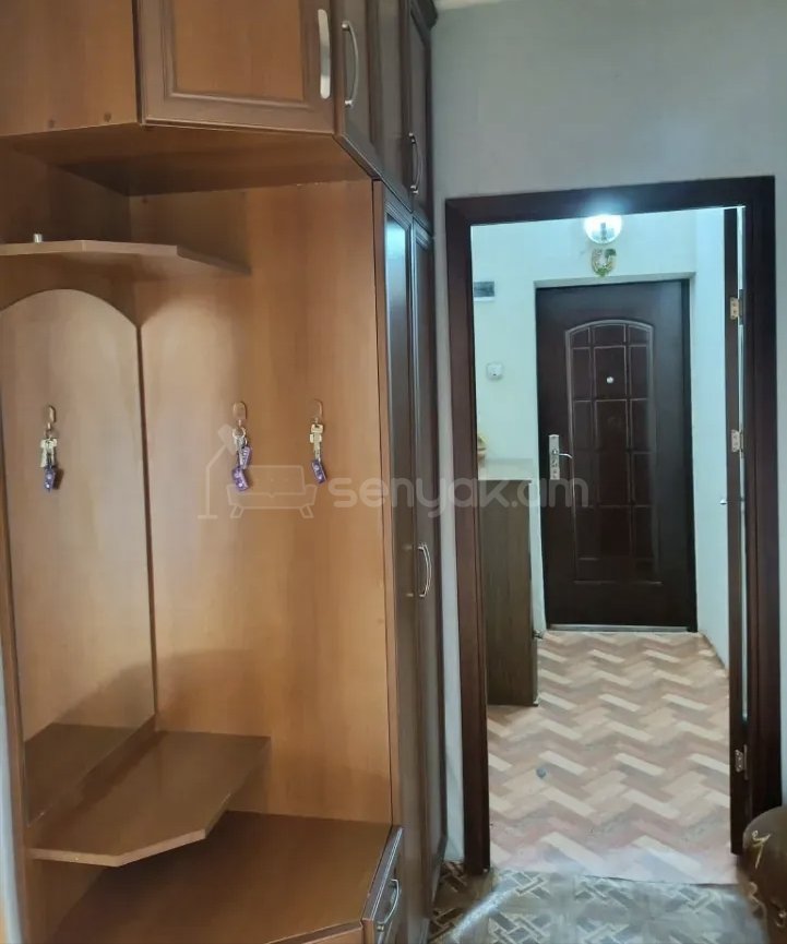 3 Սենյականոց Բնակարան, 68քմ, 6/9 հարկ, Նորմալ Վիճակում, Կահավորված