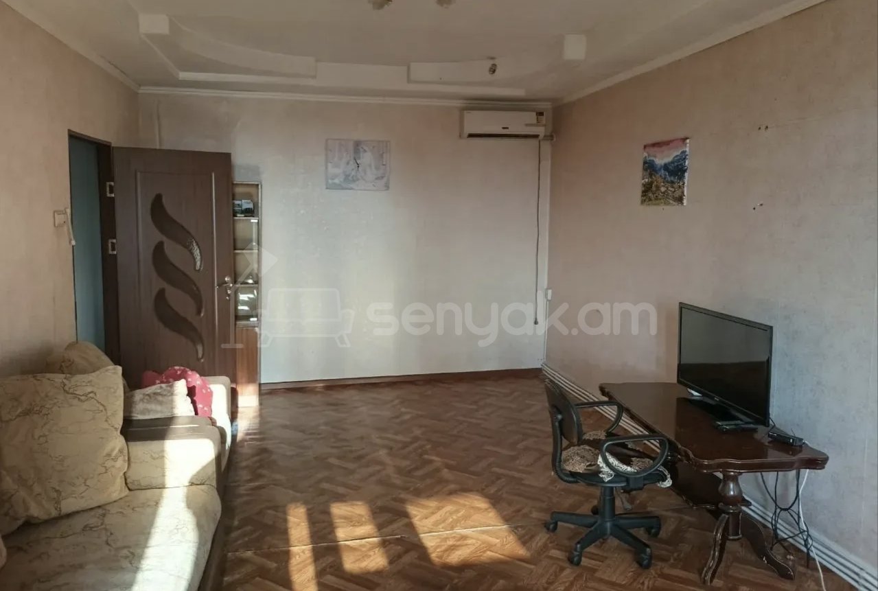 3 Սենյականոց Բնակարան, 68քմ, 6/9 հարկ, Նորմալ Վիճակում, Կահավորված