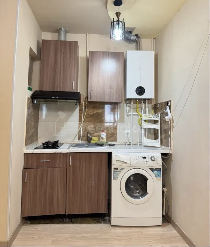 2 Սենյականոց Բնակարան Քարե Շենքում, 75քմ, 1/1 հարկ, Կապիտալ Վերանորոգված, Կահավորված