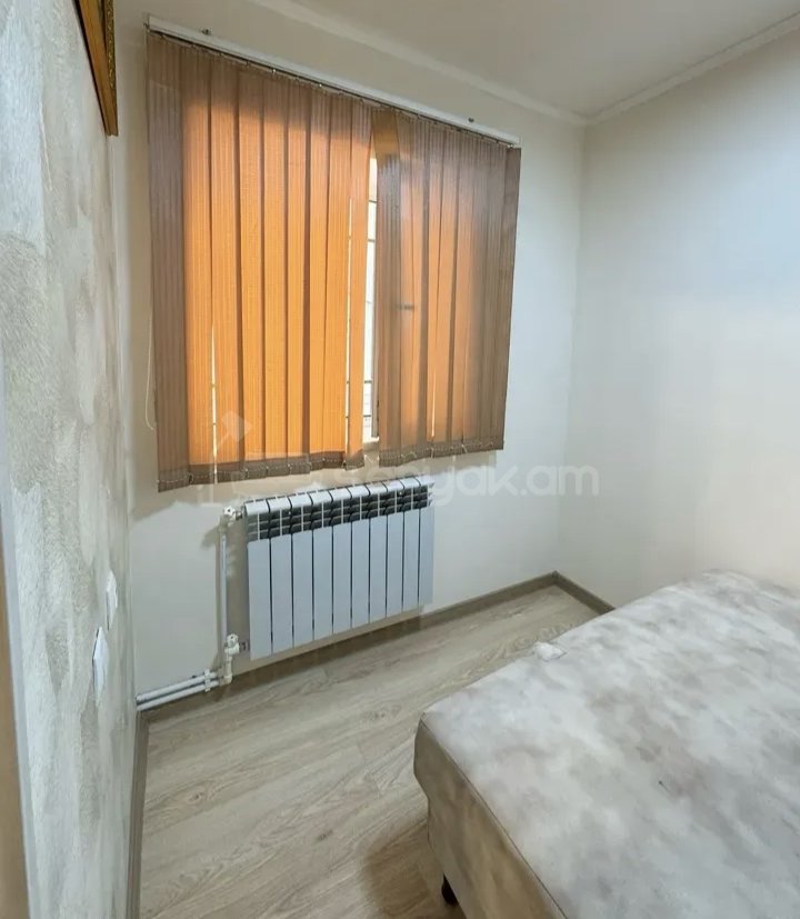 2 Սենյականոց Բնակարան Քարե Շենքում, 75քմ, 1/1 հարկ, Կապիտալ Վերանորոգված, Կահավորված