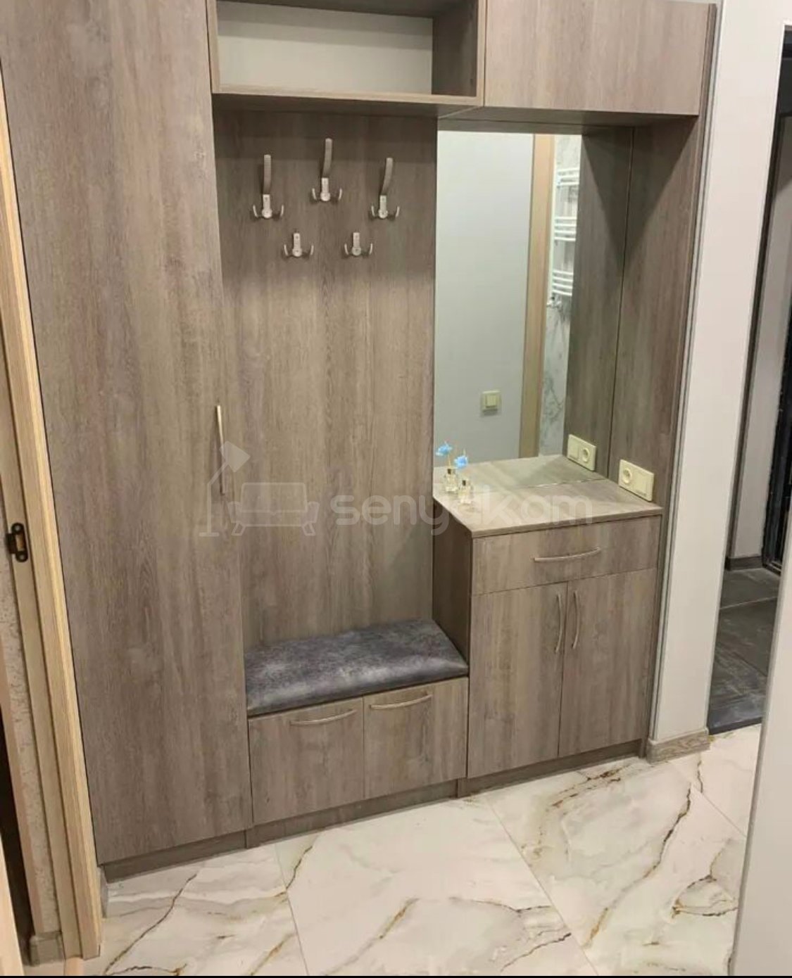 2 Սենյականոց Բնակարան, 50քմ, 2/9 հարկ, Դիզայներական Վերանորոգված, Կահավորված