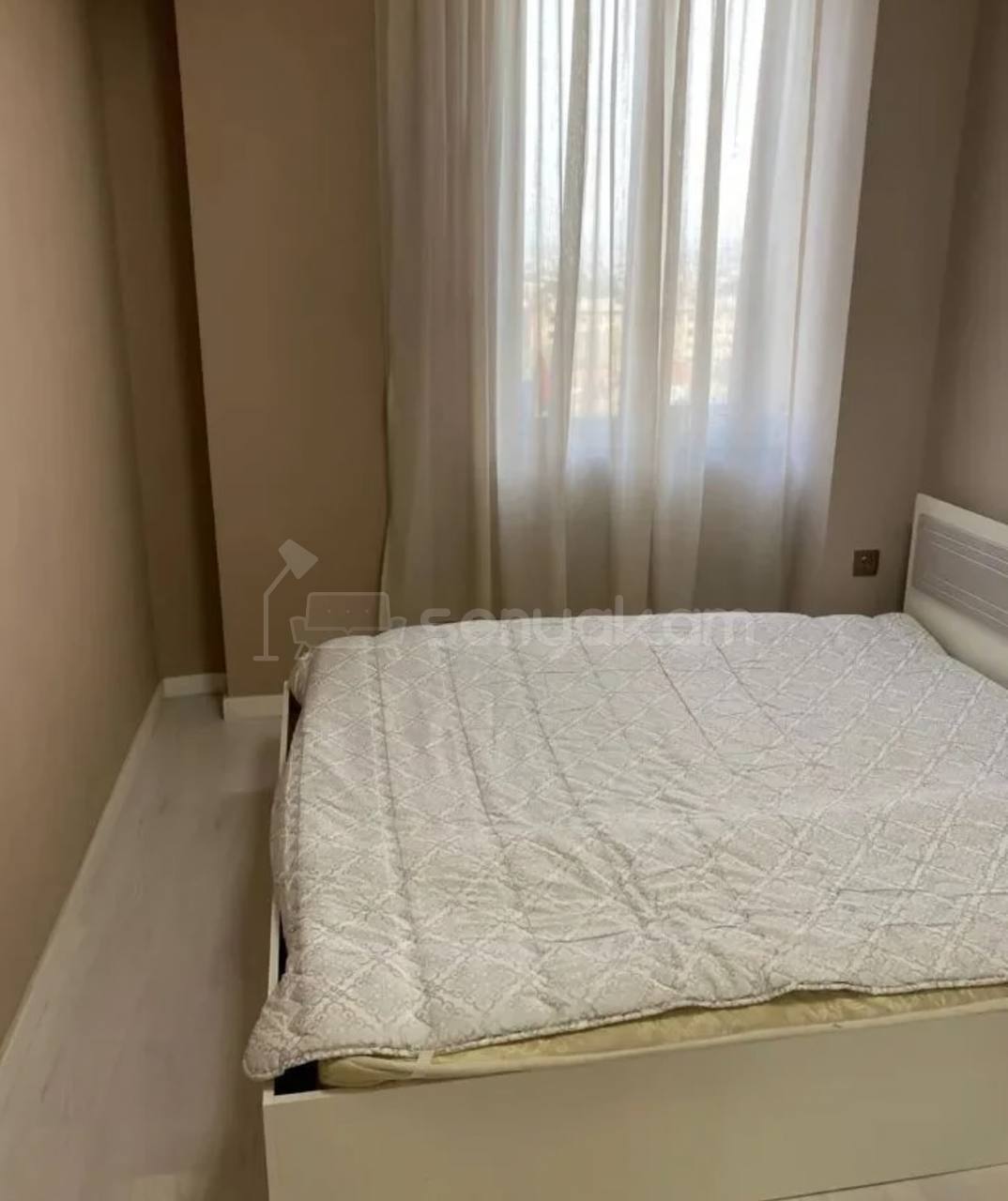 2 Սենյականոց Բնակարան Քարե Շենքում, 54քմ, 4/7 հարկ, Կապիտալ Վերանորոգված, Կահավորված