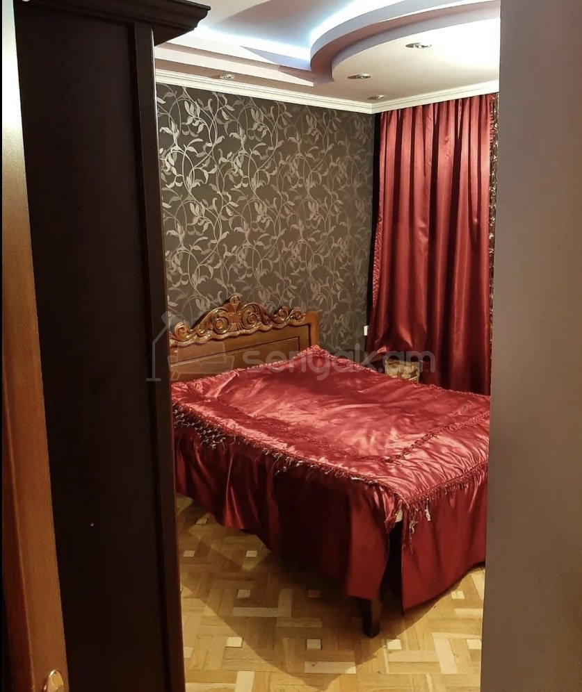 4 Սենյականոց Բնակարան Քարե Շենքում, 150քմ, 6/7 հարկ, Կապիտալ Վերանորոգված, Կահավորված, Արևկող