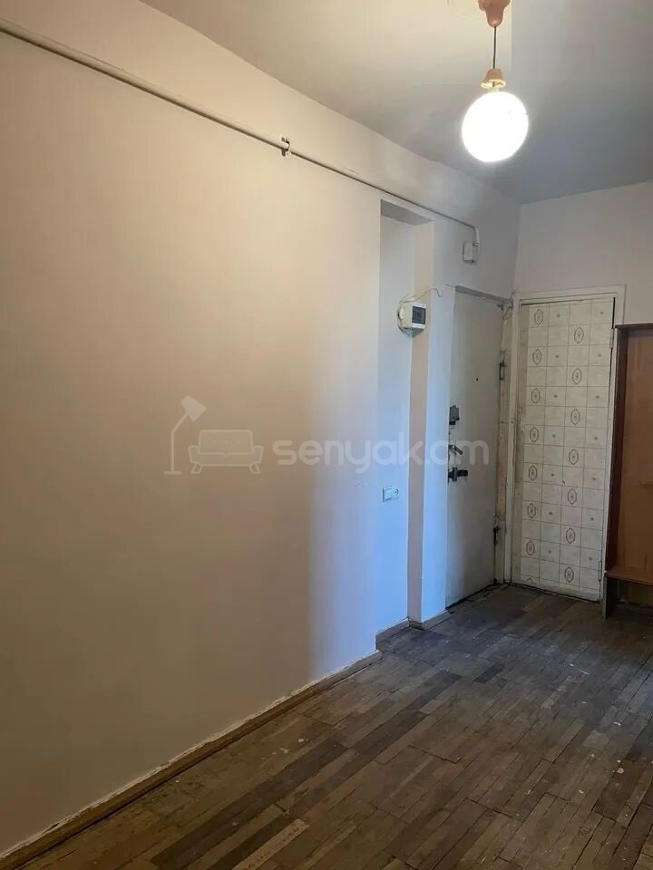 2 Սենյականոց Բնակարան, 62քմ, 8/9 հարկ, Պետական Վիճակում