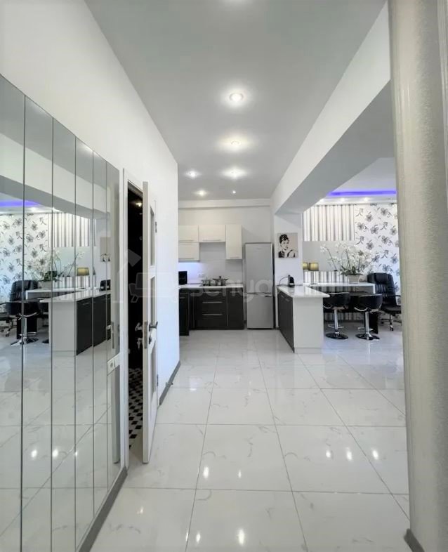 2 Սենյականոց Բնակարան Նորակառույցում, 70քմ, 9/22 հարկ, Կապիտալ Վերանորոգված, Կահավորված, Արևկող